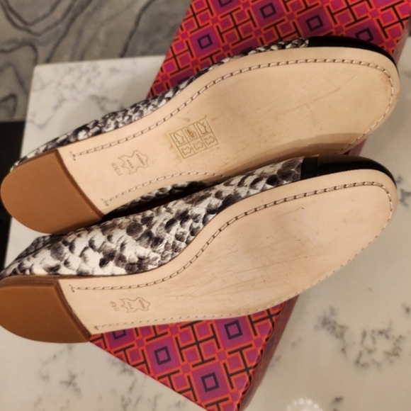 Tory Burch Black Flats with Gold Medallion - Picture 3 of 3